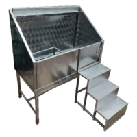 Tina en acero inoxidable con jabonera y escalera